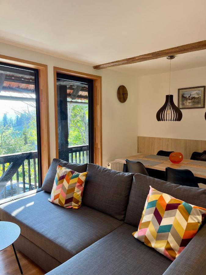 Apartments Pri Fencu Jesenice Buitenkant foto