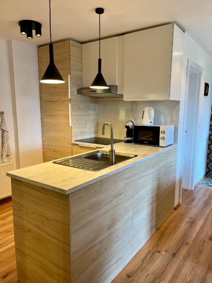 Apartments Pri Fencu Jesenice Buitenkant foto